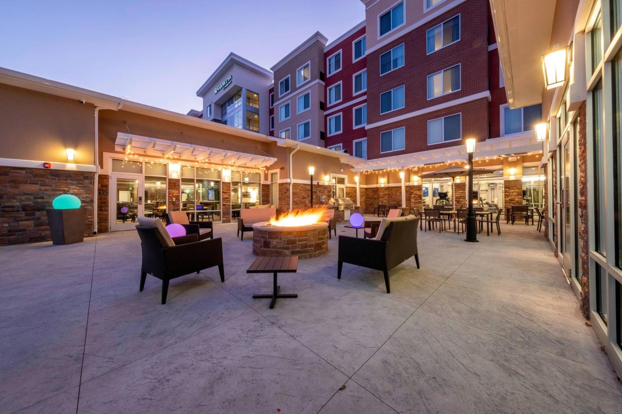 Residence Inn By Marriott Richmond At The Notch Short Pump Eksteriør billede